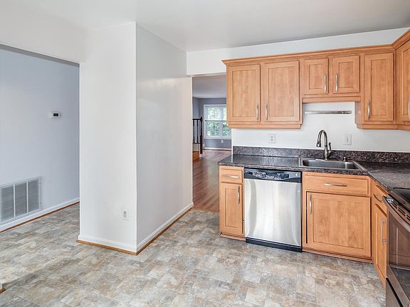 2nd image of 6134 Old Landing Way #76