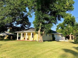 6300 Madison Blvd, Groves, TX 77619