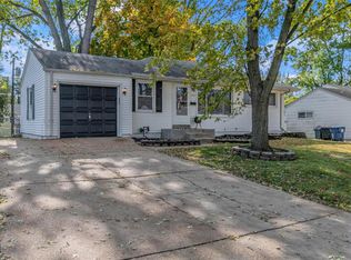 170 Saint Nicholas Ln, Florissant, MO 63031