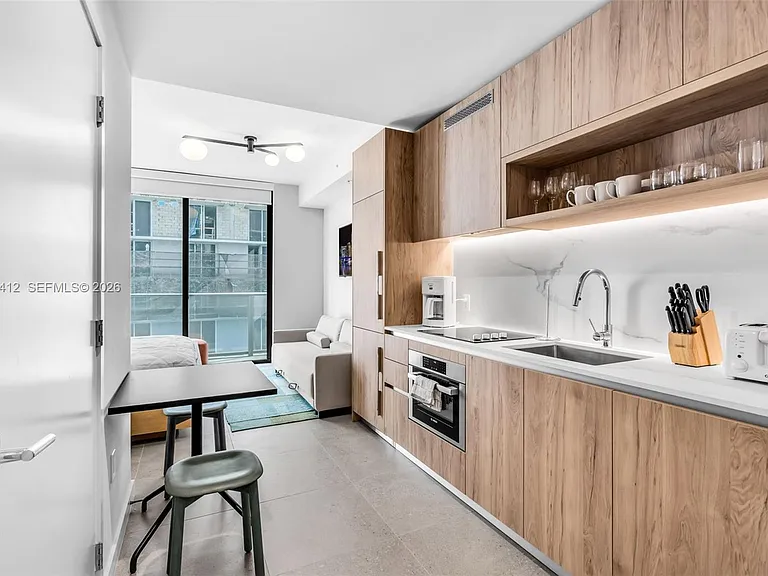11 NE 6th St #2608 — Photo 3