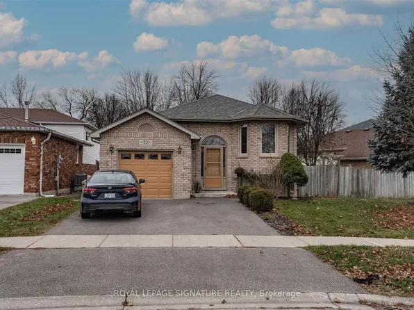 52 Buchanan Cres, Brantford, ON N3P 2A6