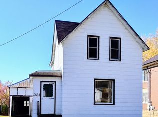 231 N Main St, Cochrane, WI 54622