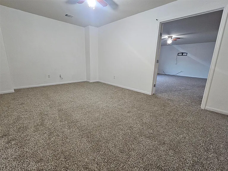 9938 Swallow Dr — Photo 8