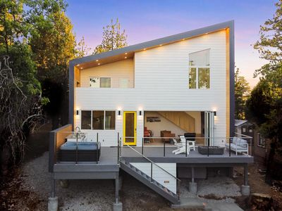 693 Villa Grove Ave, Big Bear City, CA, 92314
