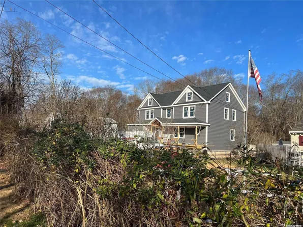 195 Wavecrest Drive, Mastic Beach, NY 11951