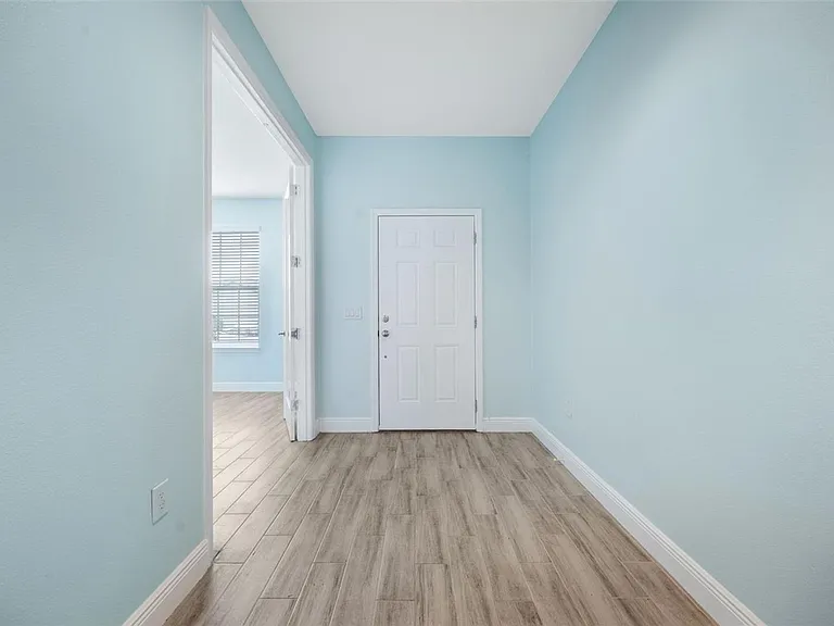 3617 Vega Creek Dr — Photo 3