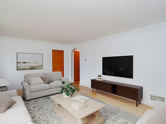 5th image of 6444 N Oketo Ave