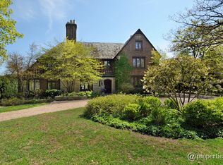 212 Maple Hill Rd, Glencoe, IL 60022