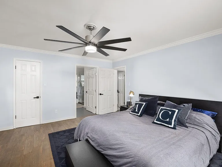 827 Thicket Ln #827 — Photo 18