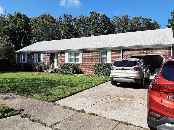 3rd image of 1308 Fordyce Dr