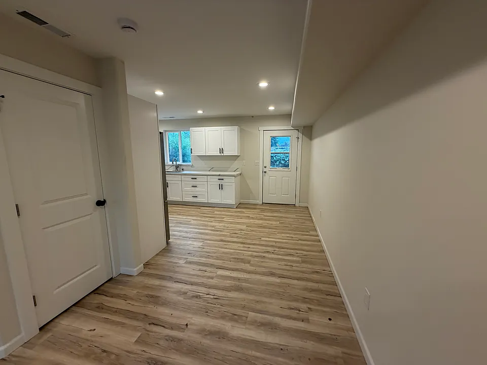 97 S June Ave #97