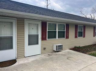 599 Old Quaker Rd APT B, Lewisberry, PA 17339