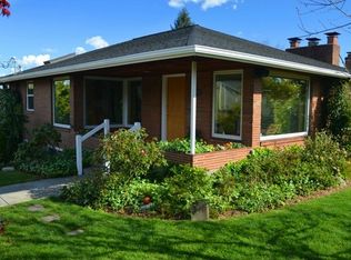 10402 39th Ave SW, Seattle, WA 98146