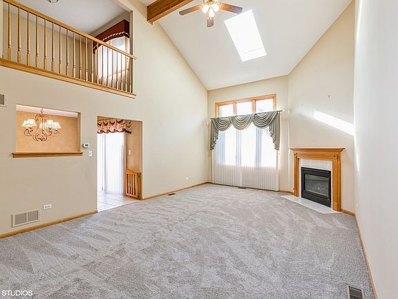 3rd image of 17413 Carlyle Ct