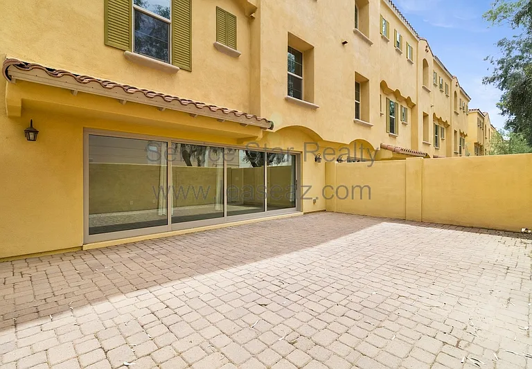 888 N Imperial Pl — Photo 34