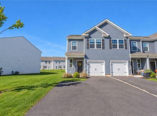 1268 Susan Cir, Breinigsville, PA 18031
