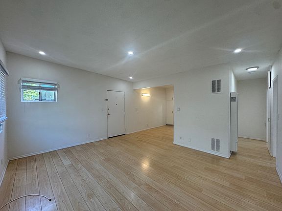 3rd image of 1937 N Bronson Ave APT 10