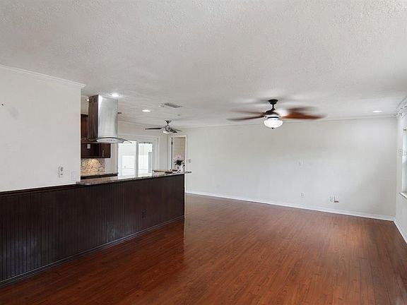 5th image of 2217 Sussex Rd