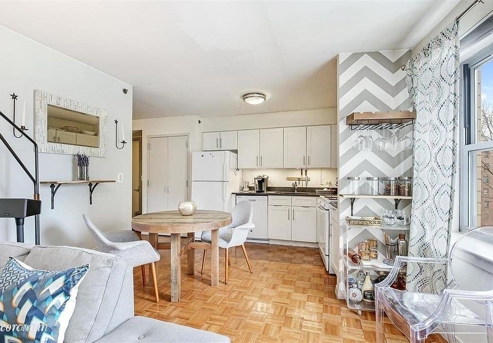 1st image of 218 Myrtle Ave APT 8G