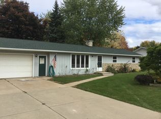 2363 Bluestone Pl, Green Bay, WI 54311