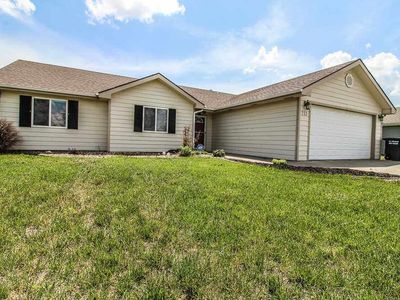 213 Walters Dr, Manhattan, KS, 66502
