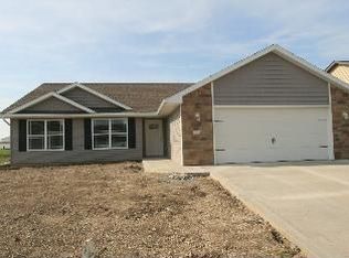 4015 NE Trilein Dr, Ankeny, IA 50021