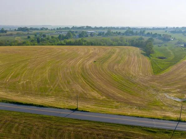 1 Bomberger Rd, Lititz, PA 17543