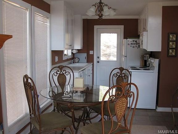 5th image of 411 Forest Hill Dr
