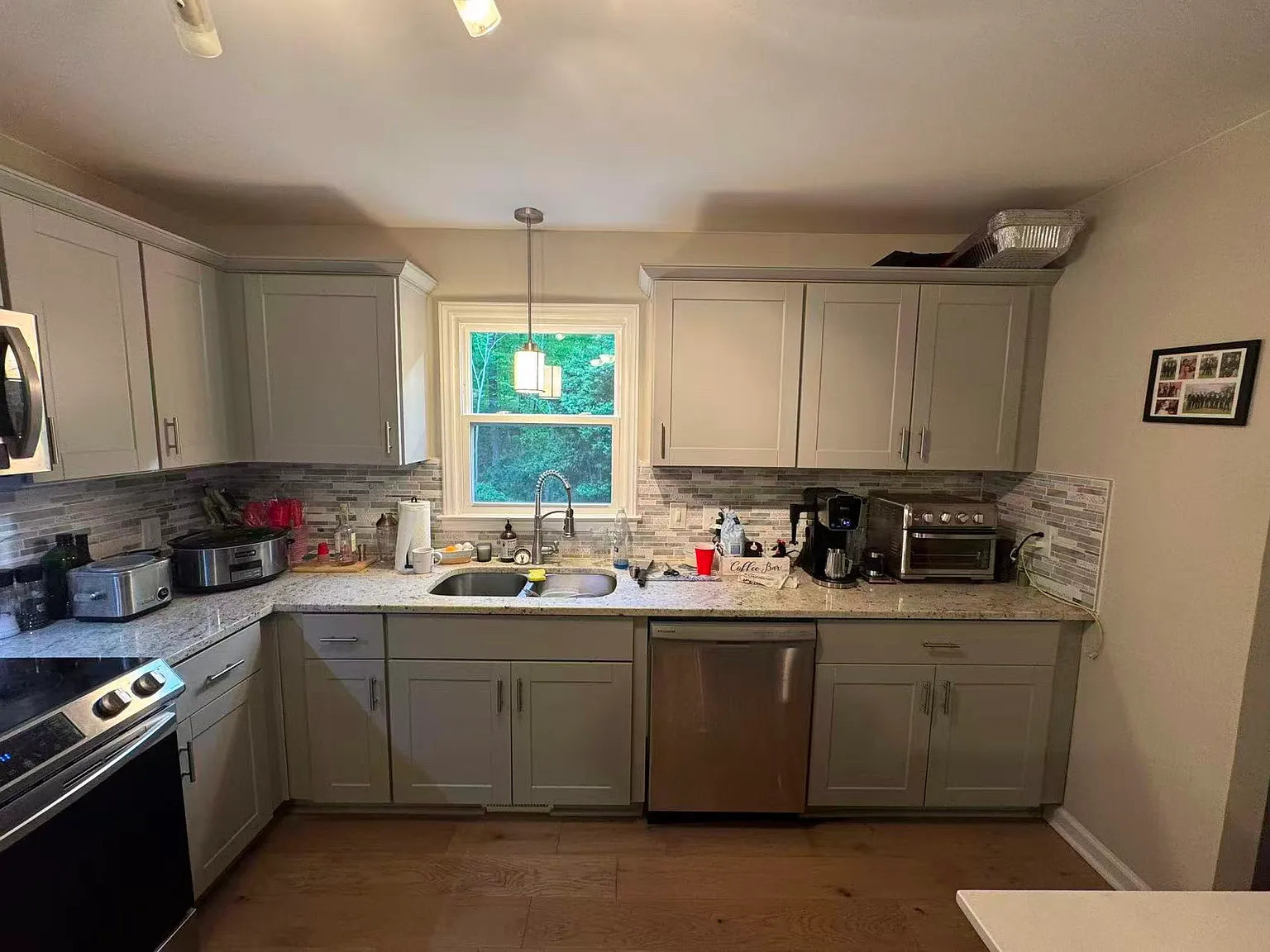 3 bed, 1435 sqft, $2,450 — Photo 2