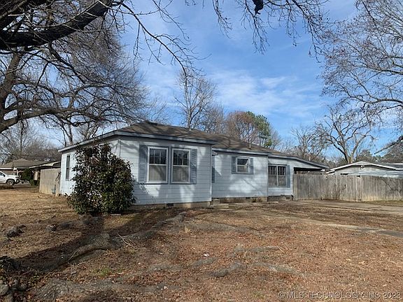 2nd image of 601 E Mary Ave