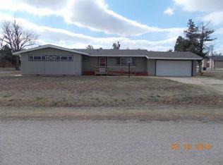 313 Seminole Ave, Duke, OK 73532