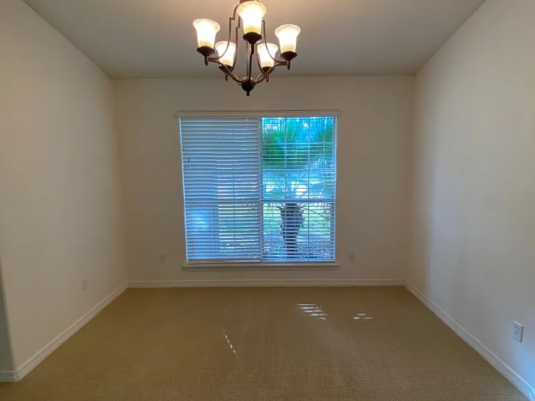 1922 Everglades Dr — Photo 6