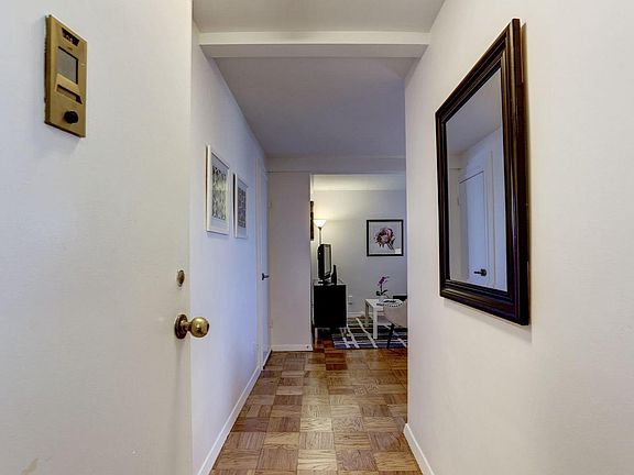 Entry area