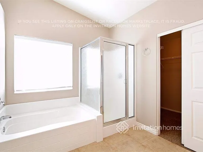 5009 Morning Falls Ave — Photo 16