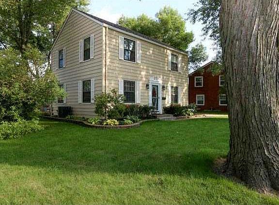 3rd image of 513 SW Kenworthy Dr
