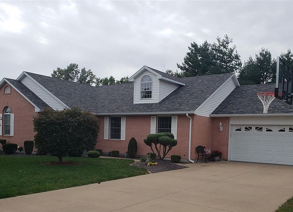 1st image of 620 Woodbridge Dr