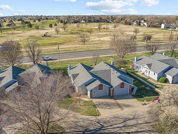 2nd image of 673 Georgetown Rd