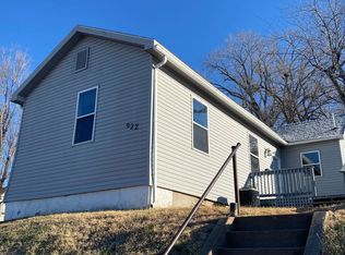 922 N 10th St, Quincy, IL 62301