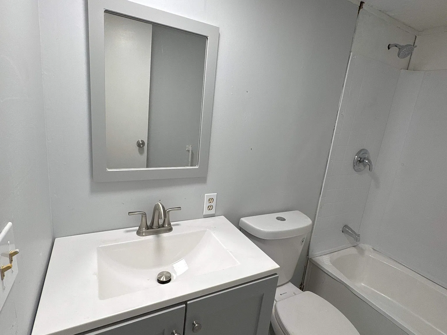 3 bed, 1216 sqft, $900 — Photo 3