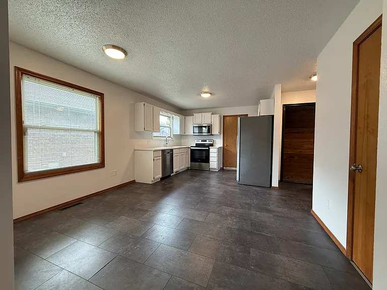 315 E Greenwood St #315 — Photo 3