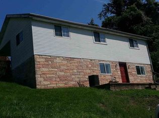 122 Elk Ave, Fairmont, WV 26554