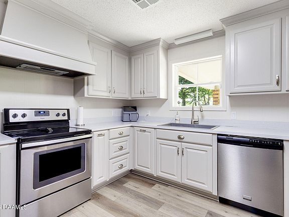 3rd image of 181 Bayou Teche Subdivision Rd