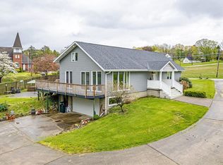 1269 Ross Ave, Ford City, PA
