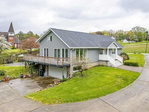 1269 Ross Ave, Ford City, PA 16226