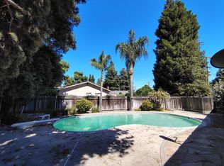 1136 Cambridge Ct, Modesto, CA 95350
