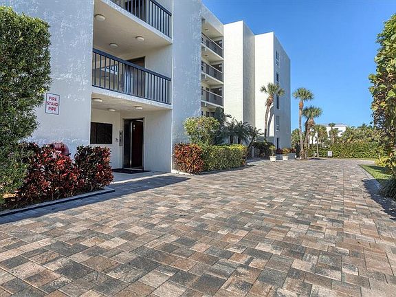 4th image of 3235 Gulf Of Mexico Dr #A301