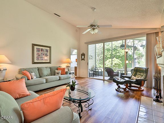 5th image of 909 Ashmeade Ct