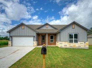 139 Waimanalo Dr, Bastrop, TX 78602
