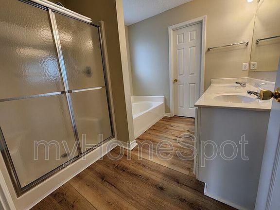 3rd image of 10428 Senegal Dr