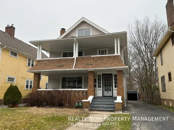 872 Helmsdale Rd Unit 2, Cleveland, OH 44112